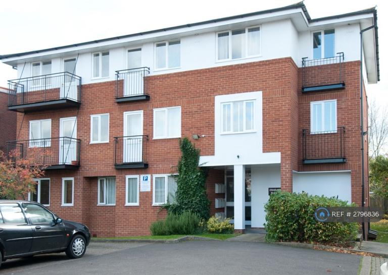 2 bedroom flat in Cedars House, Maidenhead, SL6 (2 bed) (#2796836)