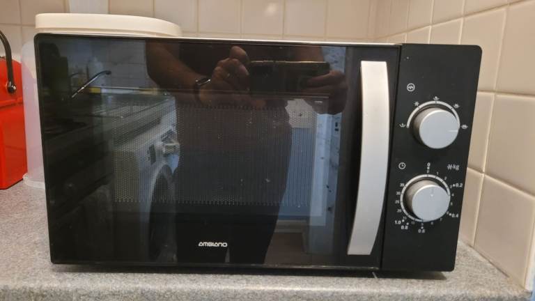 Ambiano Microwave Oven 700W 1.7L