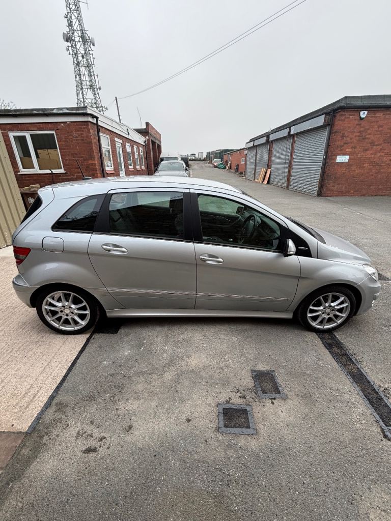 Mercedes-Benz, B CLASS, MPV, 2009, Manual, 1699 (cc), 5 doors