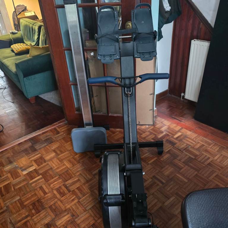 Concept2 RowErg Model D with PM5 Monitor - Black, Good Condition