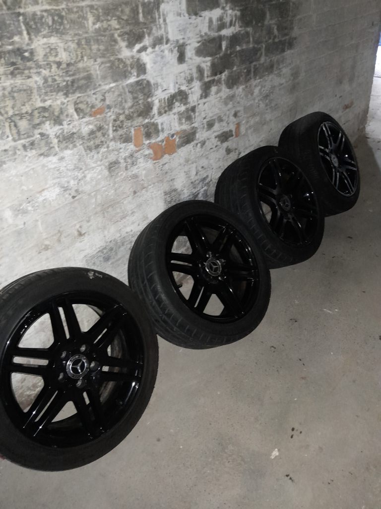 Mercedes 17" AMG Alloy wheels