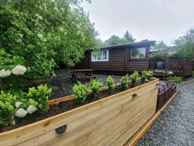 2 bedroom Log cabin for sale 