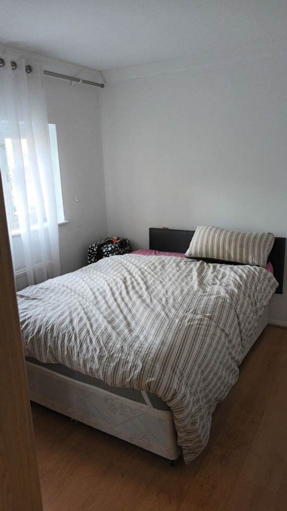 1 bed first floor flat
