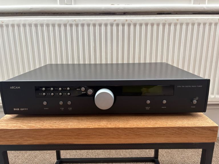 image for ARCAM DIVA DT91 Digital Radio Tuner With Remote Control