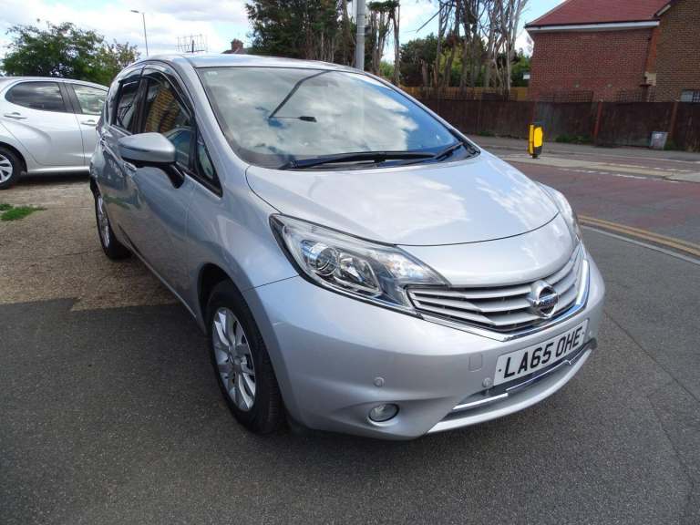 Nissan Note 1.2 DIG-S Acenta Premium Hatchback 5dr Petrol XTRON Euro 6 (s/s) (98 ps) Petrol Autom...