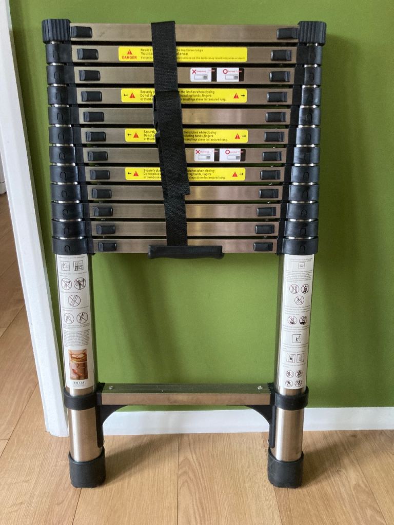 NEW TELESCOPIC LADDER