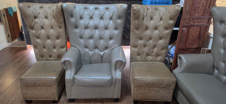 RESTAURANT FURNITURE & FIXTURES – CLEARANCE SALE