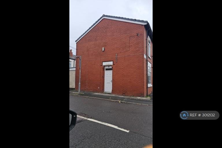 3 bedroom house in Knutsford Road, Manchester, M18 (3 bed) (#3012132)