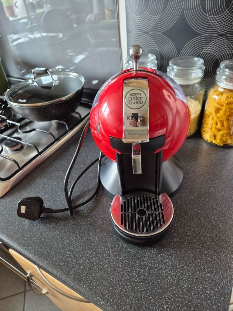 Krups Nescafé Dolce Gusto Melody 2, manual pod coffee machine in red