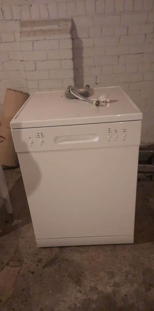 Essentials dishwasher in white good working order and clean condition