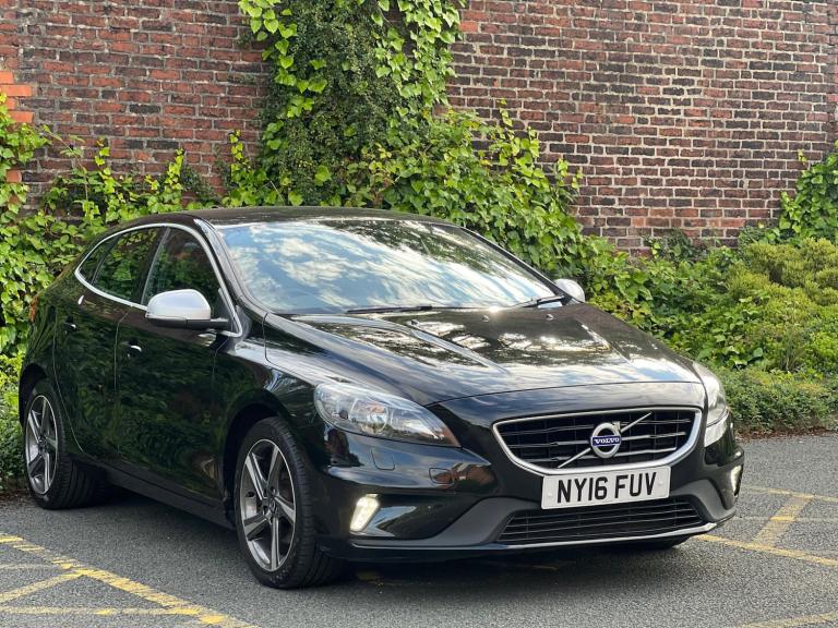 2016 Volvo V40 2.0 D2 R-Design Euro 6 (s/s) 5dr HATCHBACK Diesel Manual