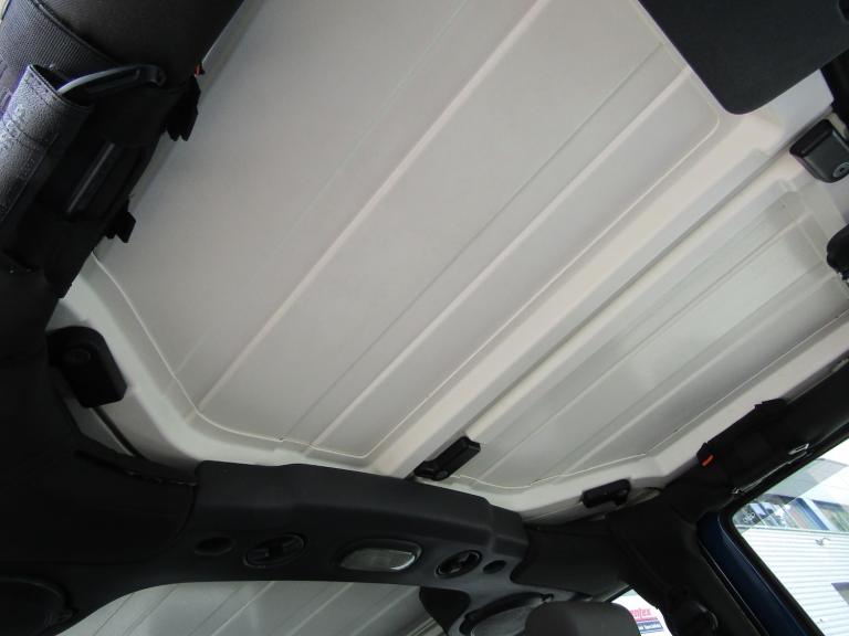  Jeep Wrangler  3.8 V6 SOFT TOP TRAIL RATED 4X4 3DR LHD 4x4 Petrol Manual