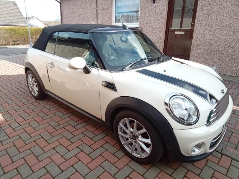 GET READY FOR SUMMER - MINI COOPER CONVERTIBLE 1.6 2012.