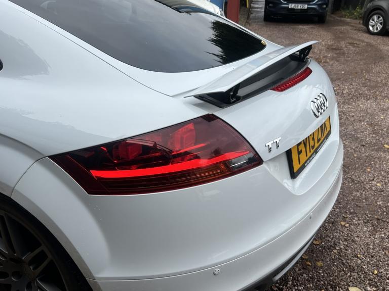 AUDI TT 2.0 TDI Black Edition 2013
