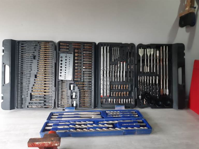 Drill Bits and Hole Cutters Silverline