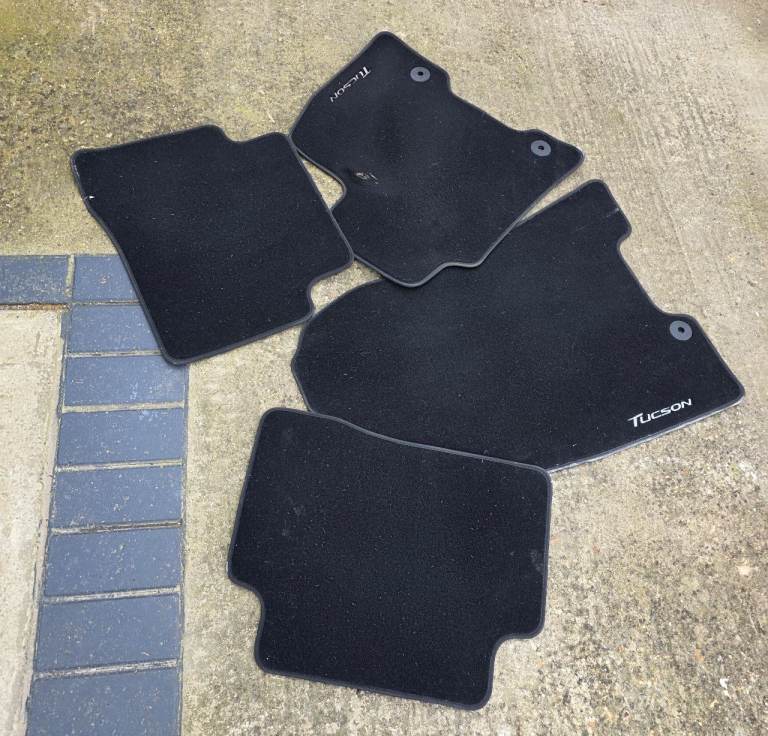 Hyundai Tucson set car mats