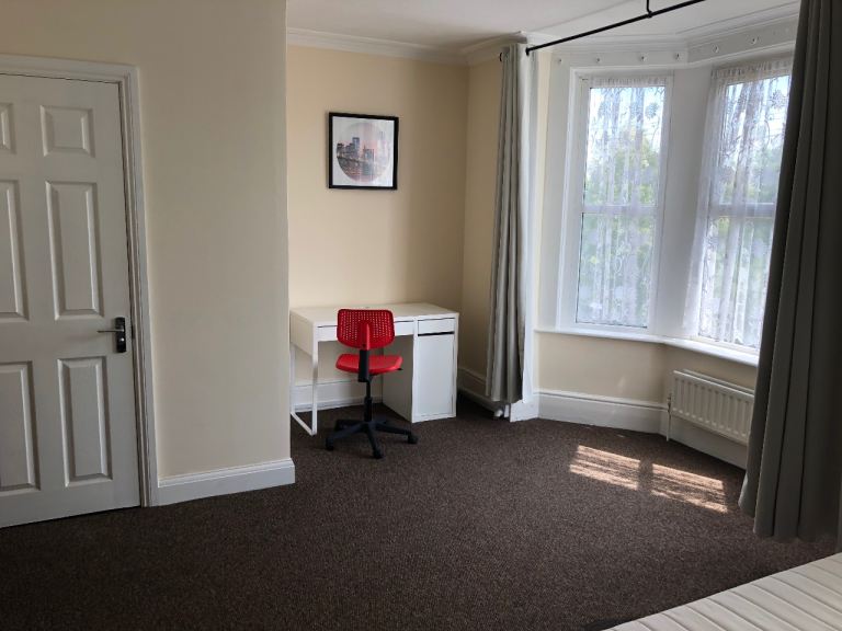 Rooms to let in Southampton from £525.00 PCM !