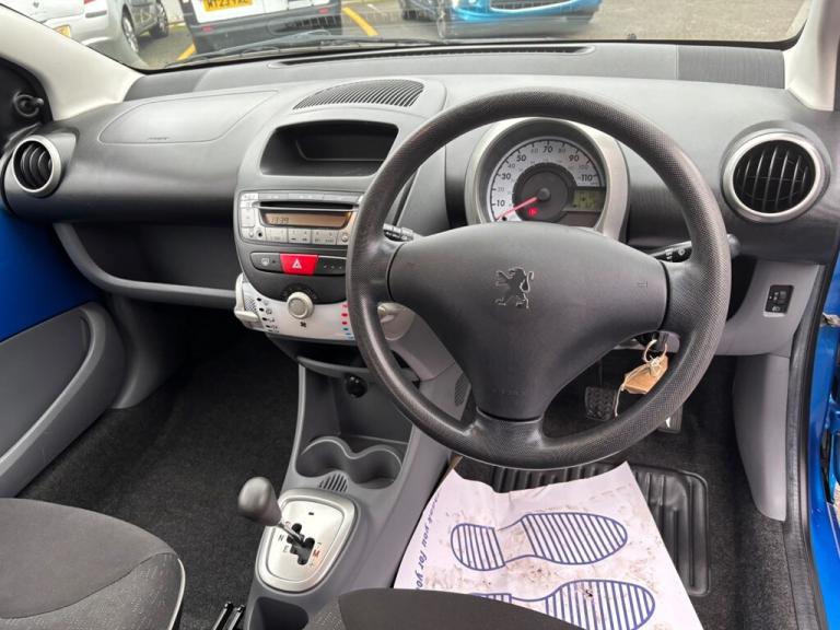 2010 Peugeot 107 1.0 12V Urban Hatchback 3dr Petrol 2 Tronic Euro 4 (68 ps) Hatchback Petrol Auto...