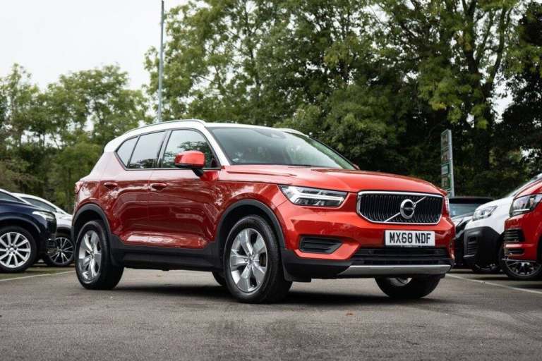 2018 Volvo XC40 2.0 D3 Momentum 5dr ESTATE DIESEL Manual