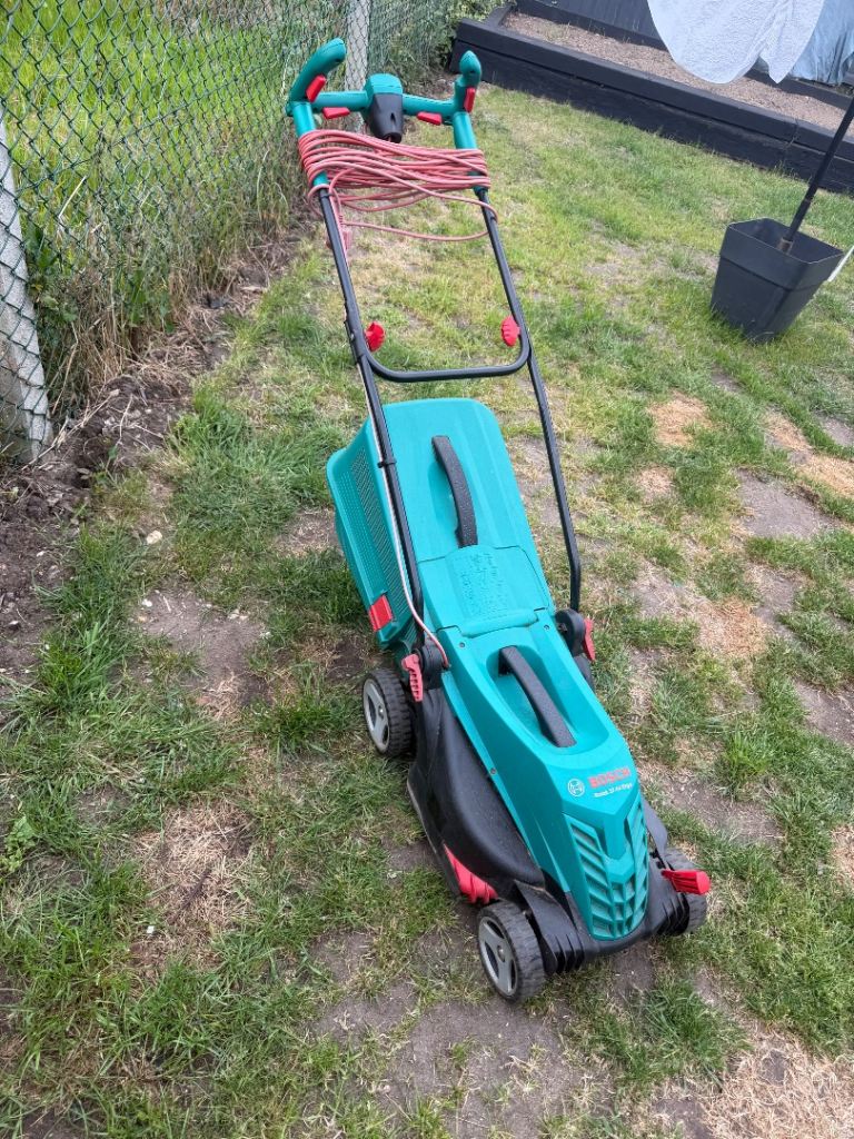 Bosch electric lawnmower