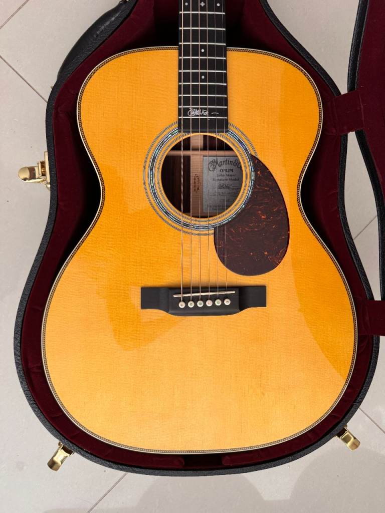 Martin OMJM John Mayer guitar
