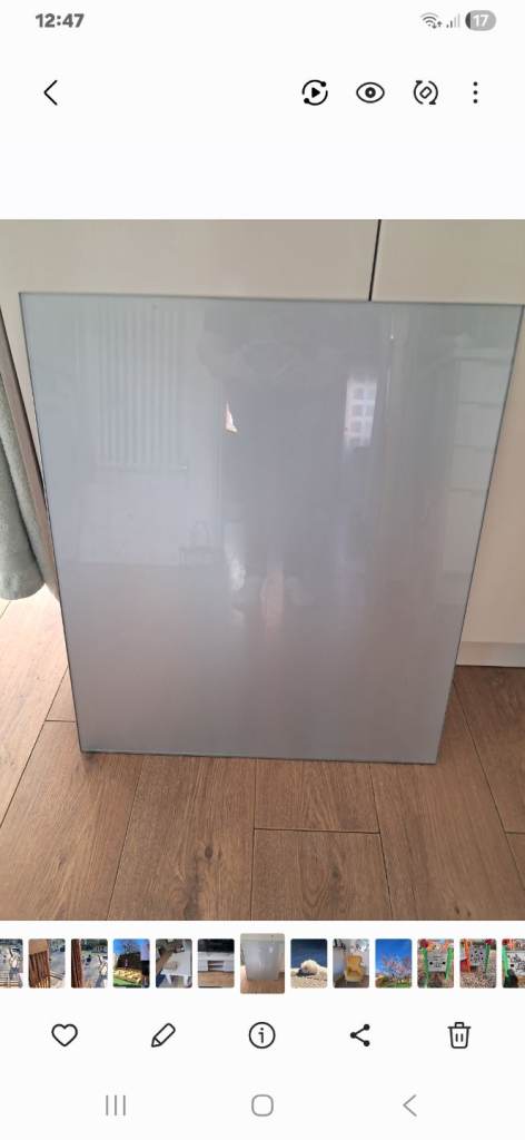 Kitchen or bathroom spashback