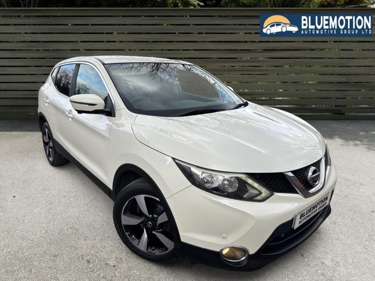 ✿2014/64 Nissan Qashqai 1.5 DCI 110 N-TEC, White, Diesel ✿FSH ✿SAT NAV✿