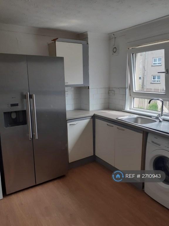 3 bedroom flat in Parnell Street, Airdrie, ML6 (3 bed) (#2710943)