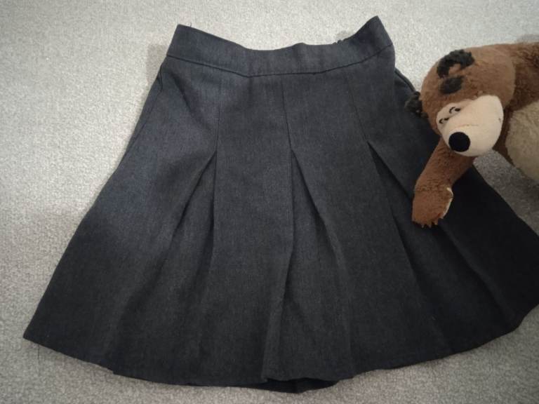 girls grey school uniform pleated skirts age 4-5 years