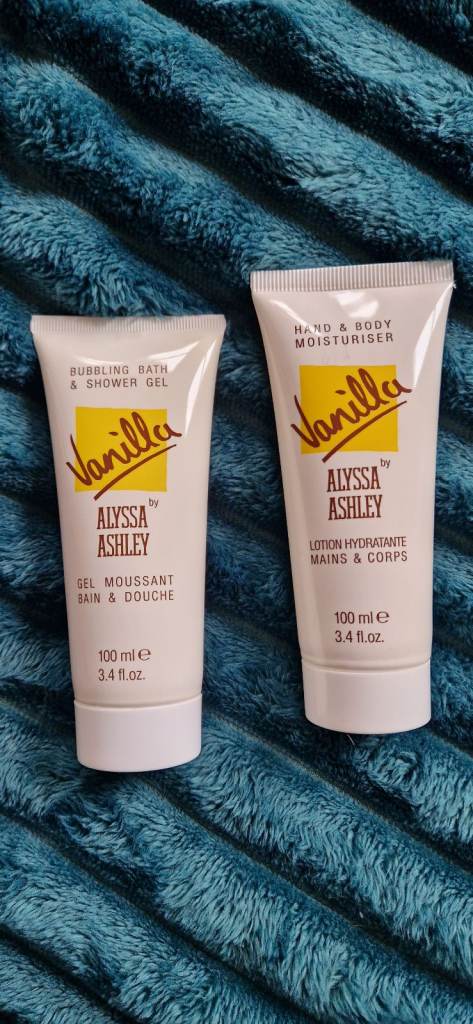 Alyssa Ashley Set Vanilla 