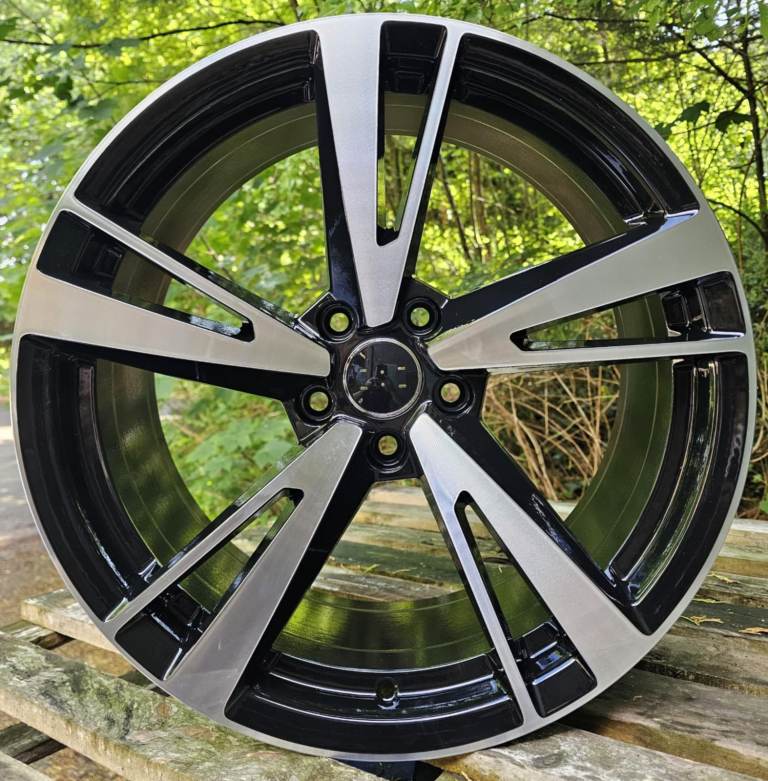 NEW 18" 19" S3 STYLE ALLOY WHEELS FITS AUDI VW SEAT SKODA ETC