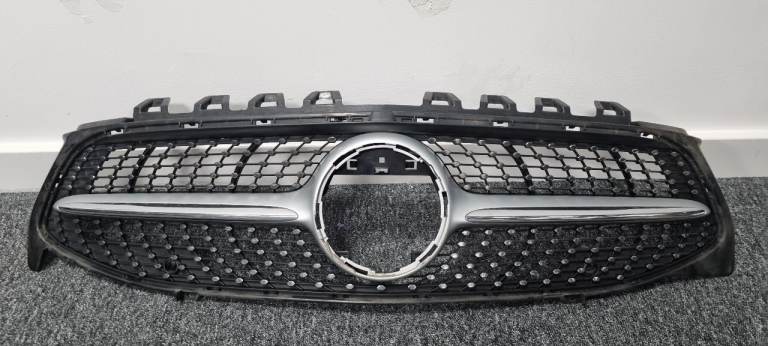 MERCEDES CLA W118 AMG 2019-22 FRONT GRILL GRILLE DIAMOND  A1188880000 GENUINE