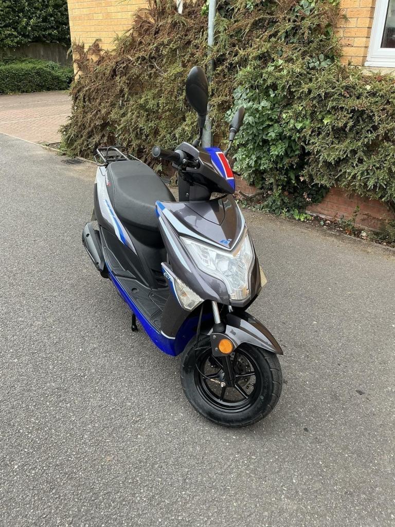 Lexmoto Echo