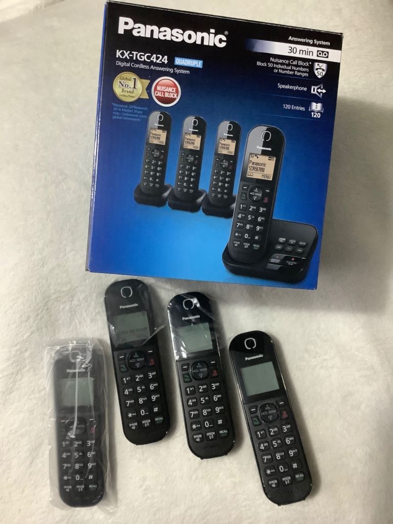 PANASONIC, 4 CORDLESS PHONES With ANSWERPHONE & INTERCOM VGUC BARGAIN,….. REDUCED BY £10 TO ONLY
