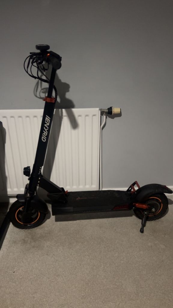 Electric scooter