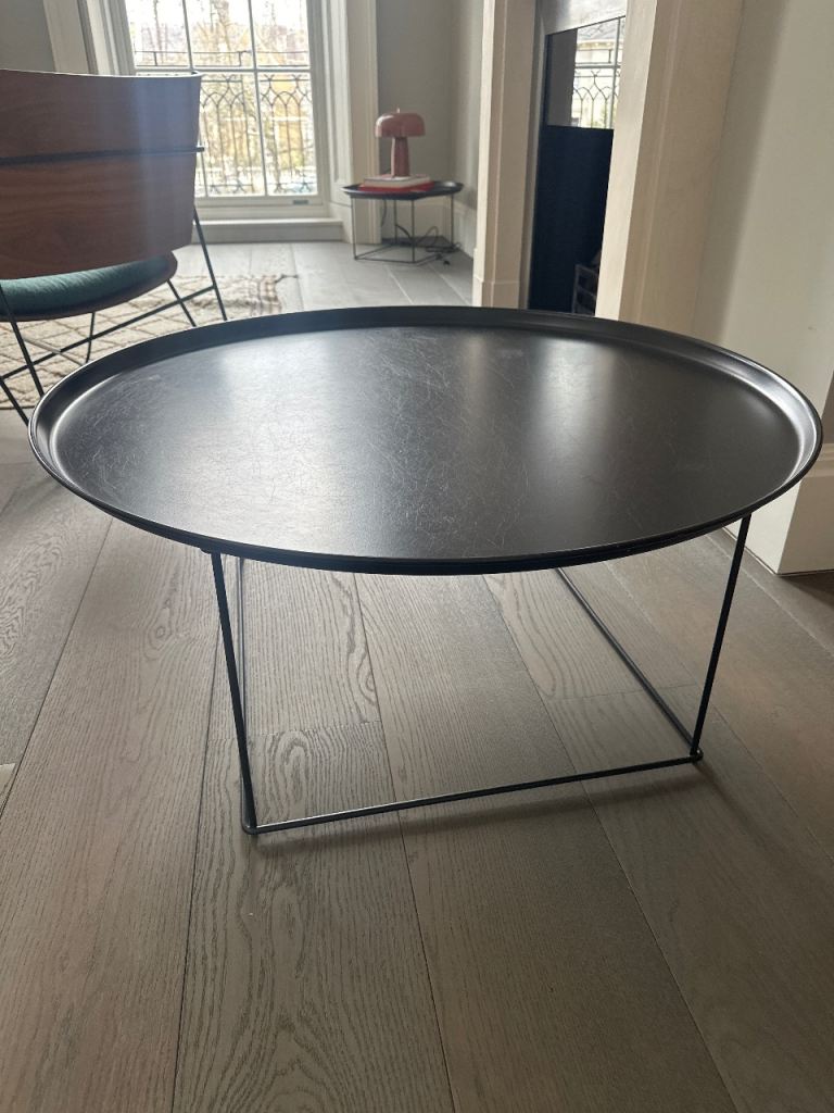 Round Coffee Table 