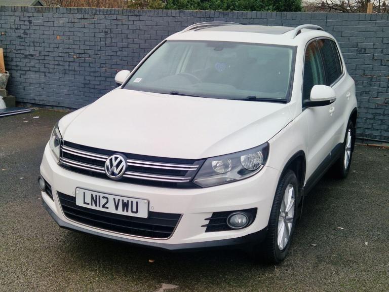 2012 Volkswagen Tiguan 2.0 TDi BlueMotion Tech SE 5dr DSG ESTATE DIESEL Automatic