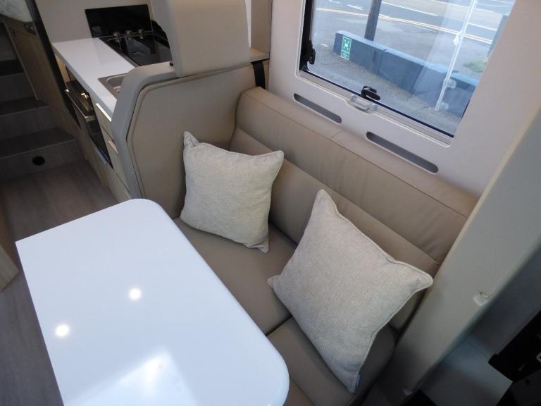 Adria Compact supreme DL DIESEL AUTOMATIC 2025