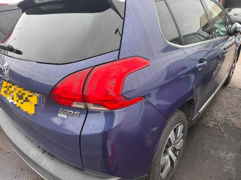 Breaking spare parts Peugeot 2008 