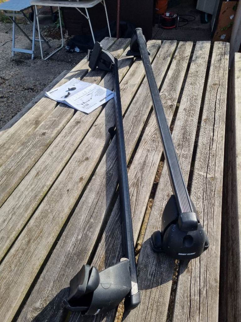 Set of 2 Roof Bars for Chrysler 300c