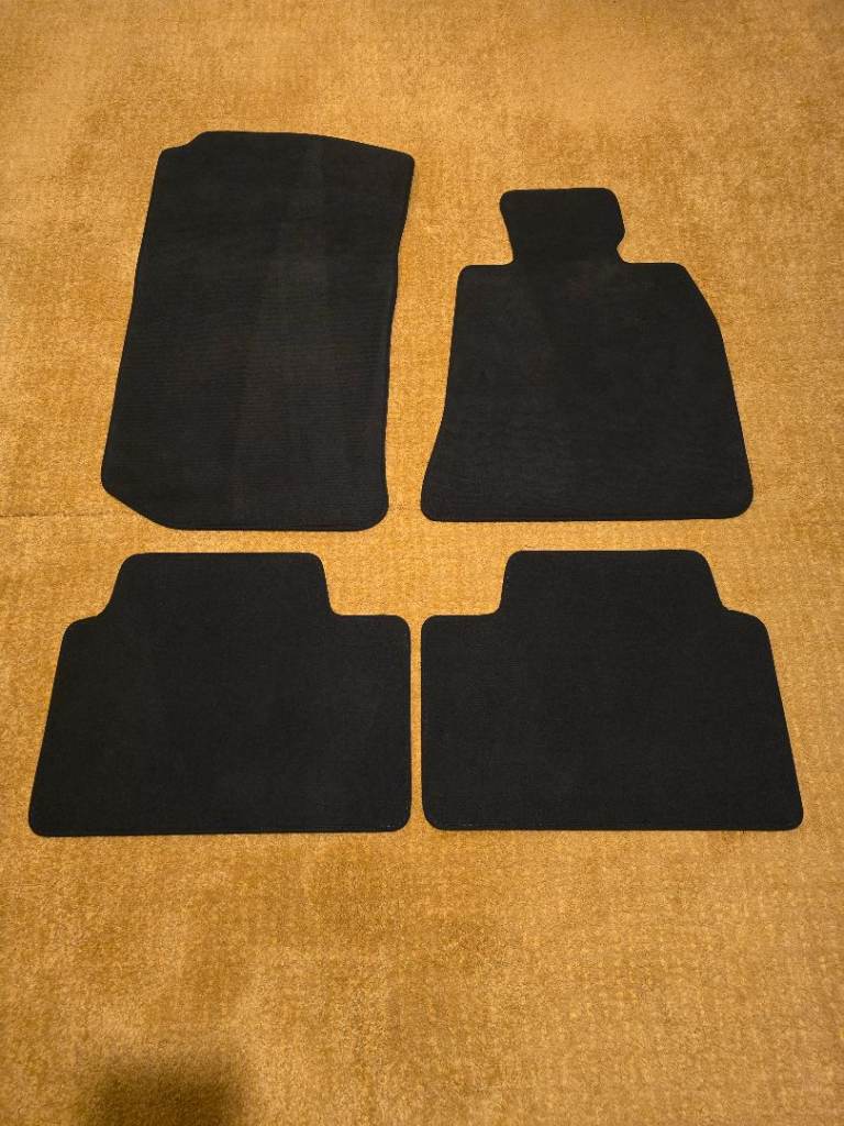 BMW Genuine velour carpet mat set BMW 3 series G20 model