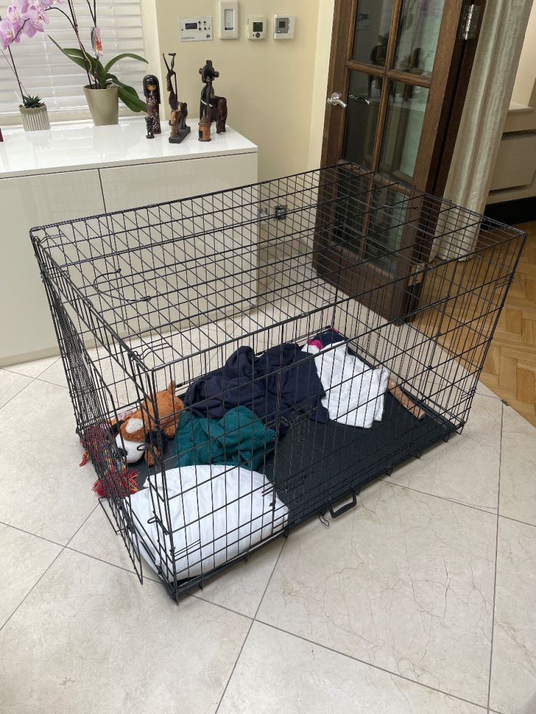 Large Black Metal Dog Crate with Removable Tray