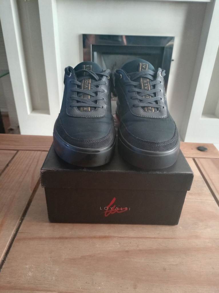 Loyalti Black and navy blue Men's Trainers, Size 8 – Almost New Condition