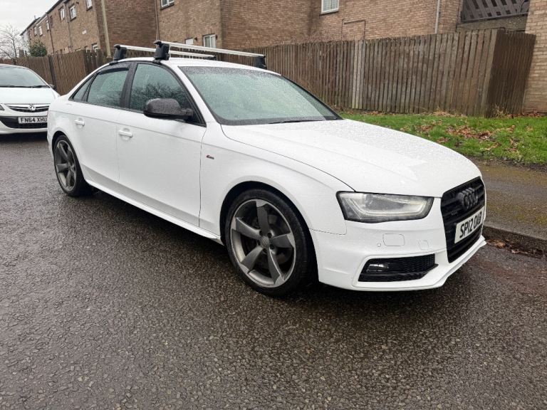 Audi A4 S-line black Ed Quatrro 
