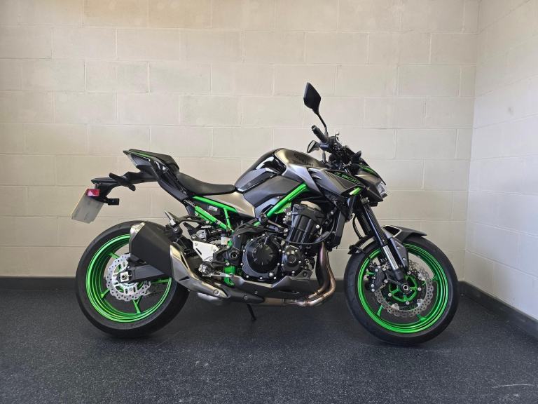 Kawasaki Z900 ZR 