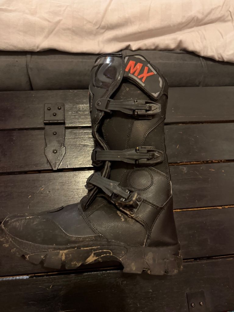Motocross boots size 7 