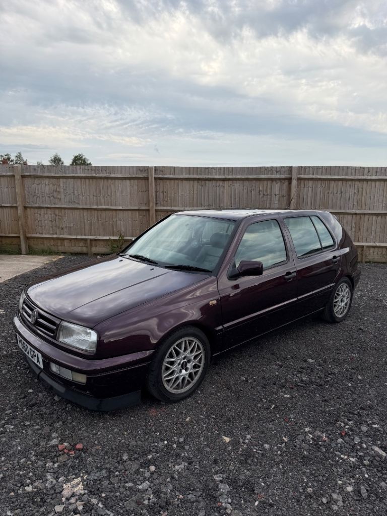 Volkswagen, GOLF MK3 Highline Mulberry, 1997, Manual, 2792 (cc), 5 doors