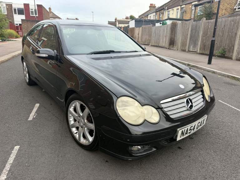 Mercedes-Benz, C CLASS, Coupe, ULEZ FREE, 2004, Manual, 1796 (cc), 3 doors