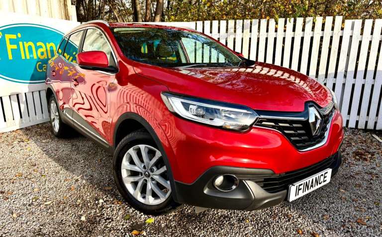 CAN'T GET CREDIT? CALL US! Renault Kadjar 1.3 TCe Dynamique Nav ENERGY - £199 DEPOSIT, £66 PER WEEK