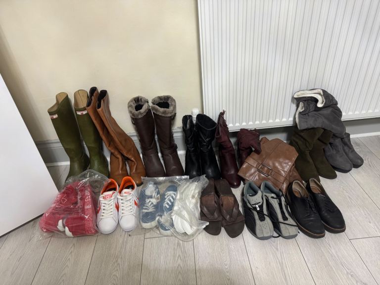 Massive bundle of clothes and some shoes sizes 10-22